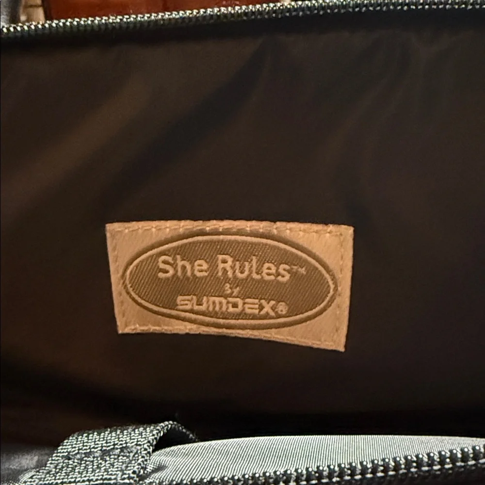 Elegant Black Laptop Bag